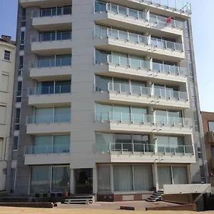 Raversijde With Sea View Appartement Ostende